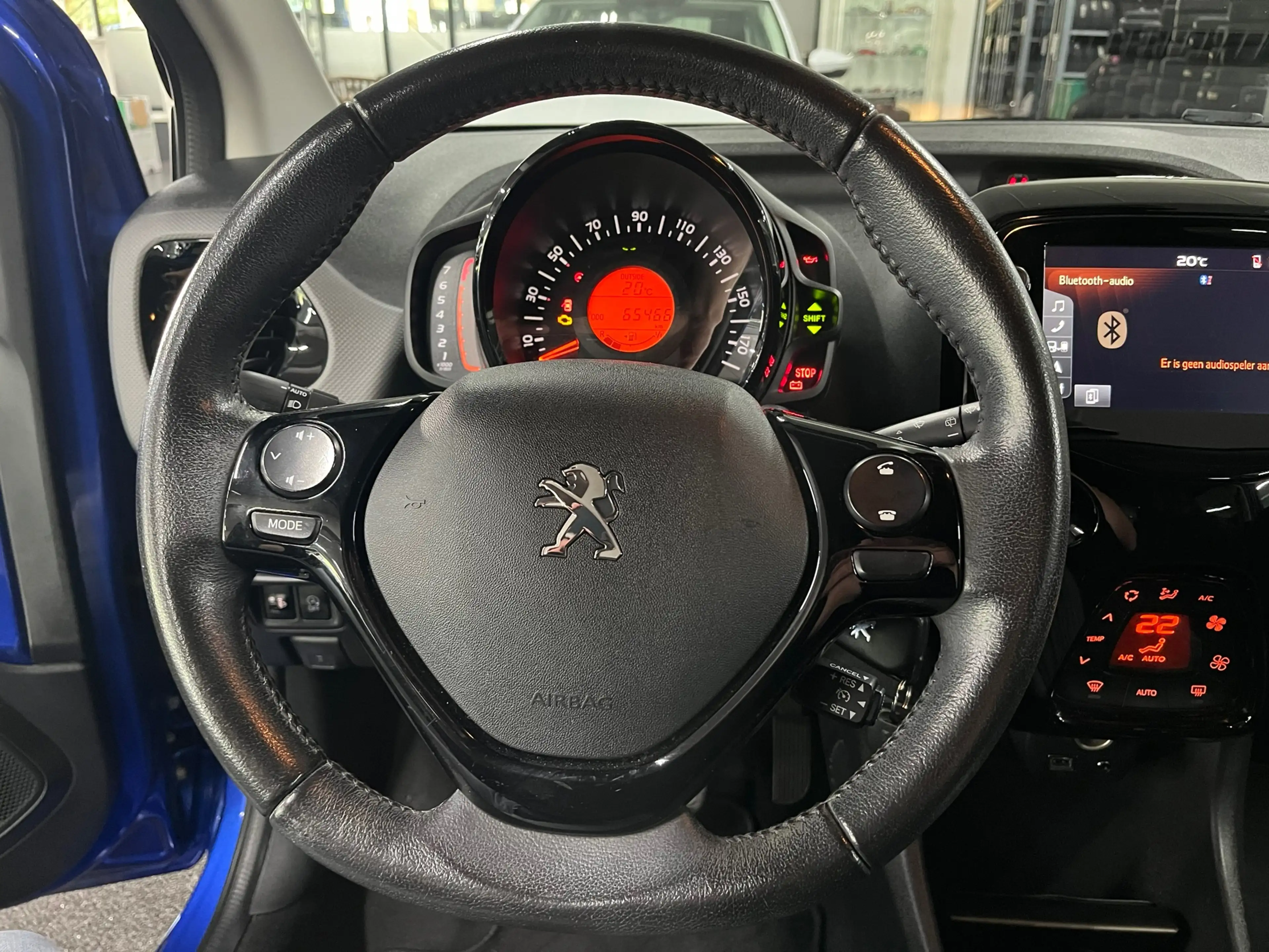 Peugeot 108 1.0 e-VTi Allure TOP! / NL auto / Cabrio / Navi — photo 15