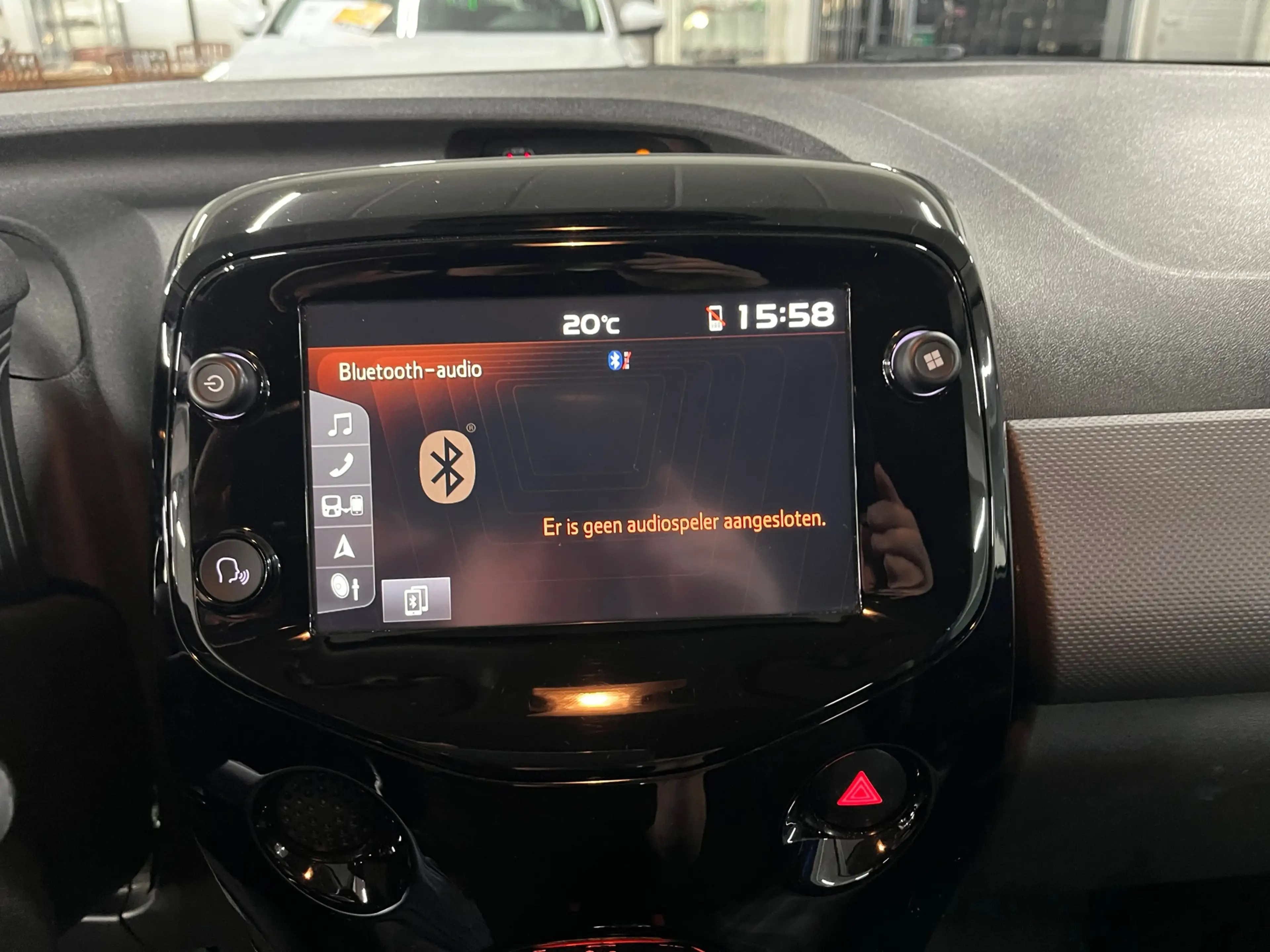 Peugeot 108 1.0 e-VTi Allure TOP! / NL auto / Cabrio / Navi — photo 12