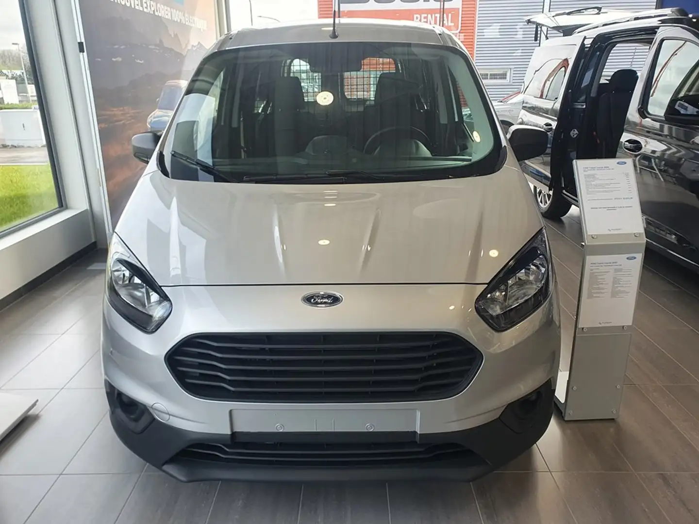 Ford Transit Courier Trend - 1.0 EcoBoost 100ch / 75kW (170Nm) M6 1.0 E Blanc - 2