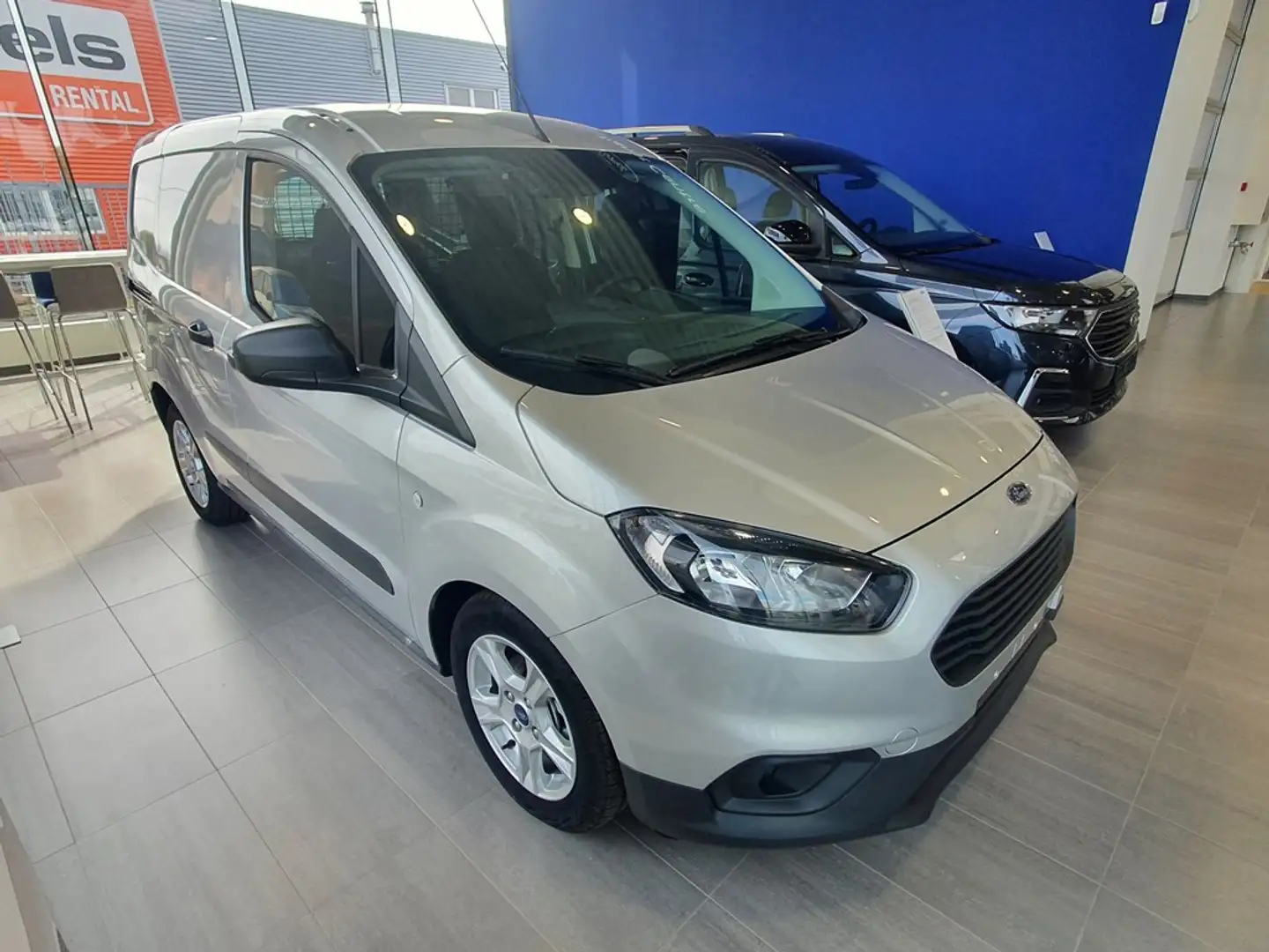 Ford Transit Courier Trend - 1.0 EcoBoost 100ch / 75kW (170Nm) M6 1.0 E Wit - 1