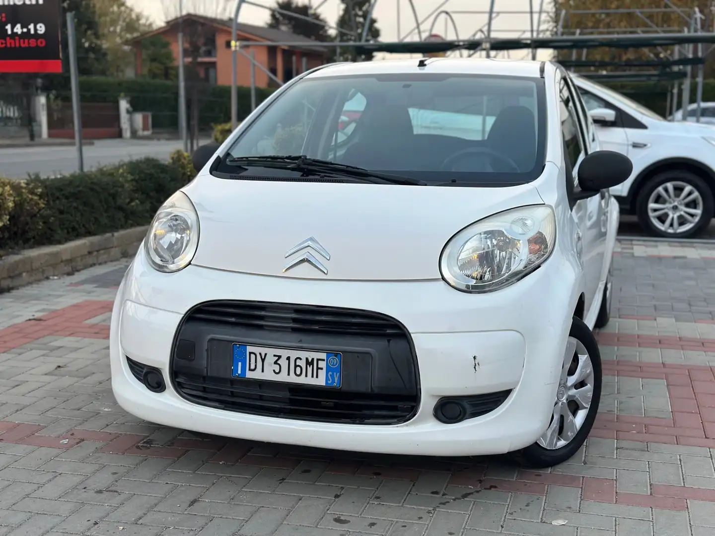 Citroen C1 1.0 5 porte airdream Pulp Bianco - 1