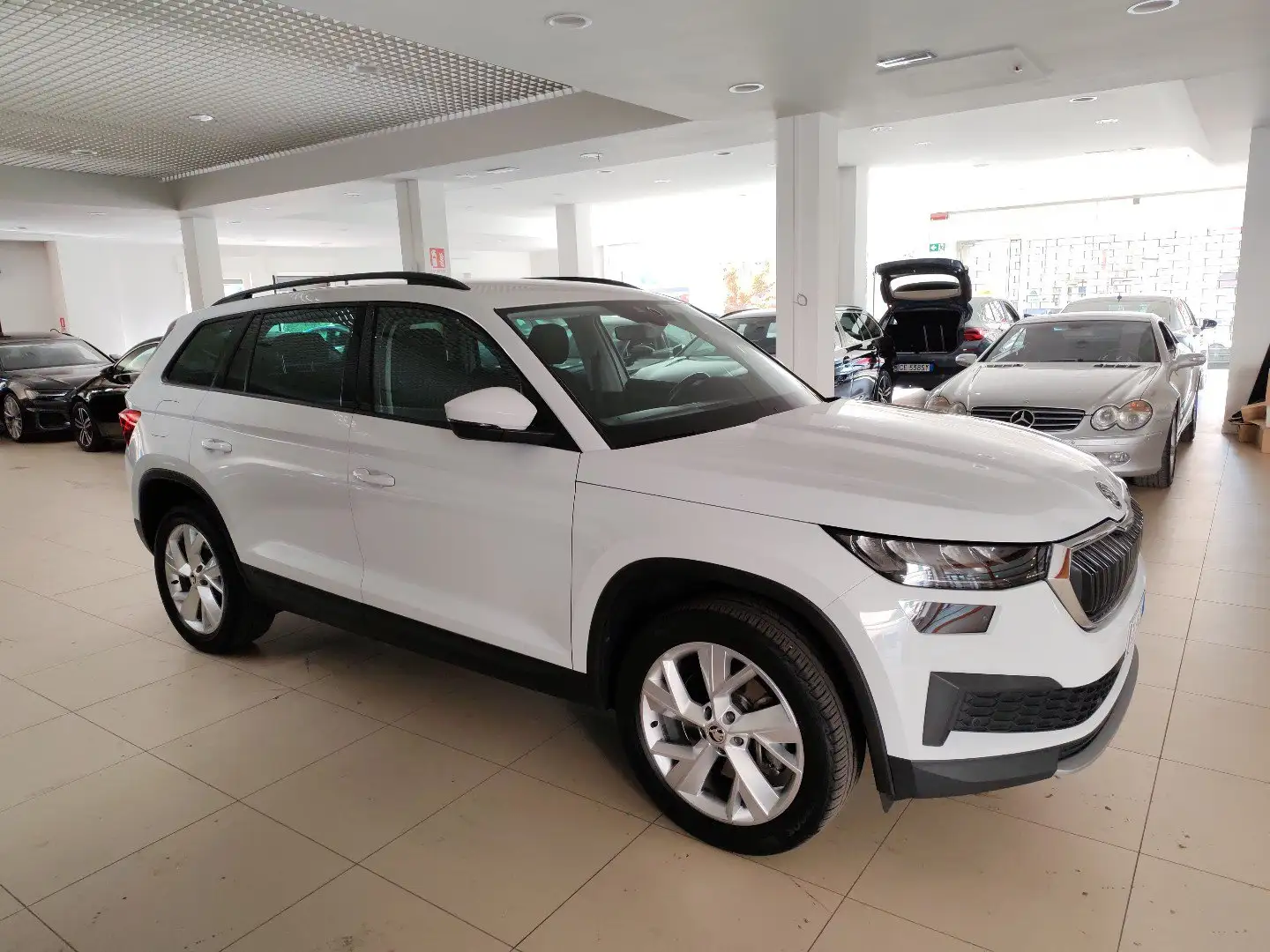 Skoda Kodiaq 2.0TDI SCR DSG 7POSTI Executive FariLED Camera 19” Bianco - 2