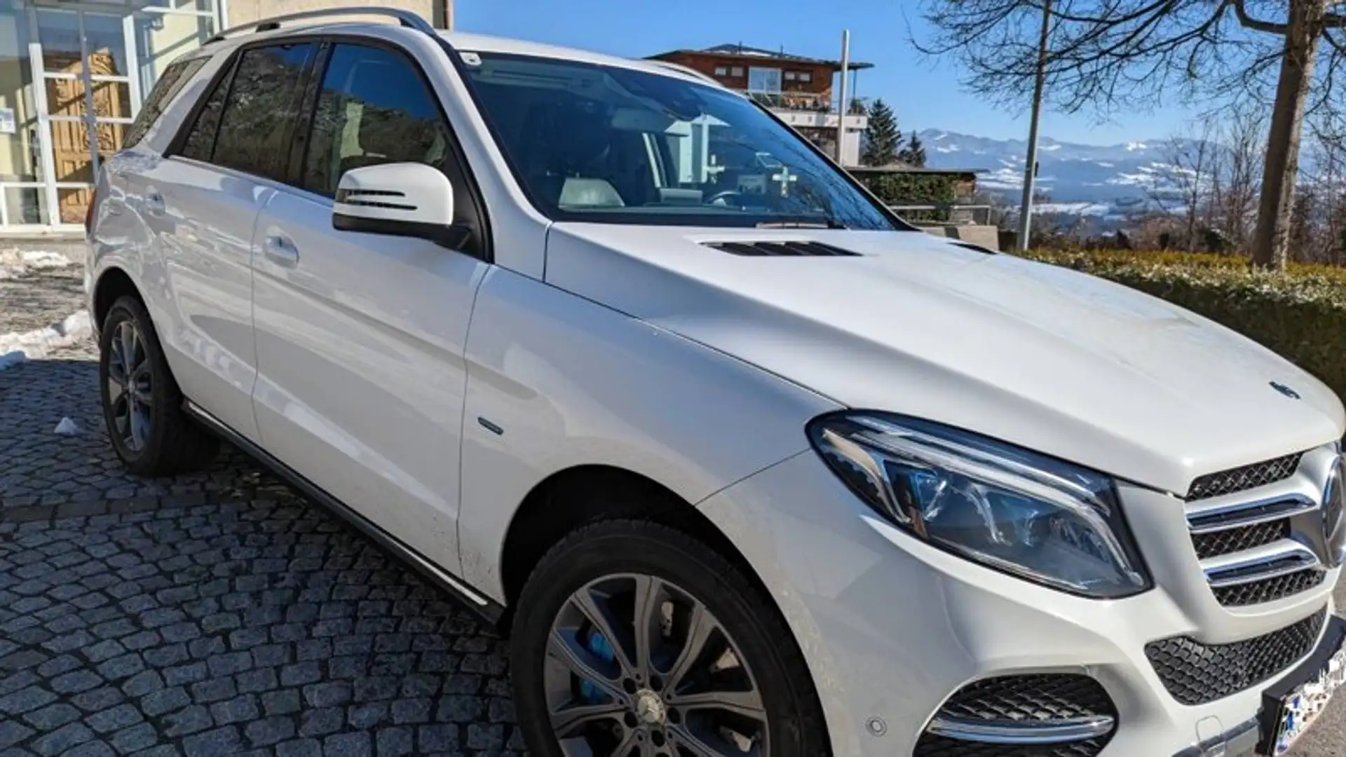 Mercedes-Benz GLE 500 GLE PHEV 500 e 4Matic Aut. Weiß - 1