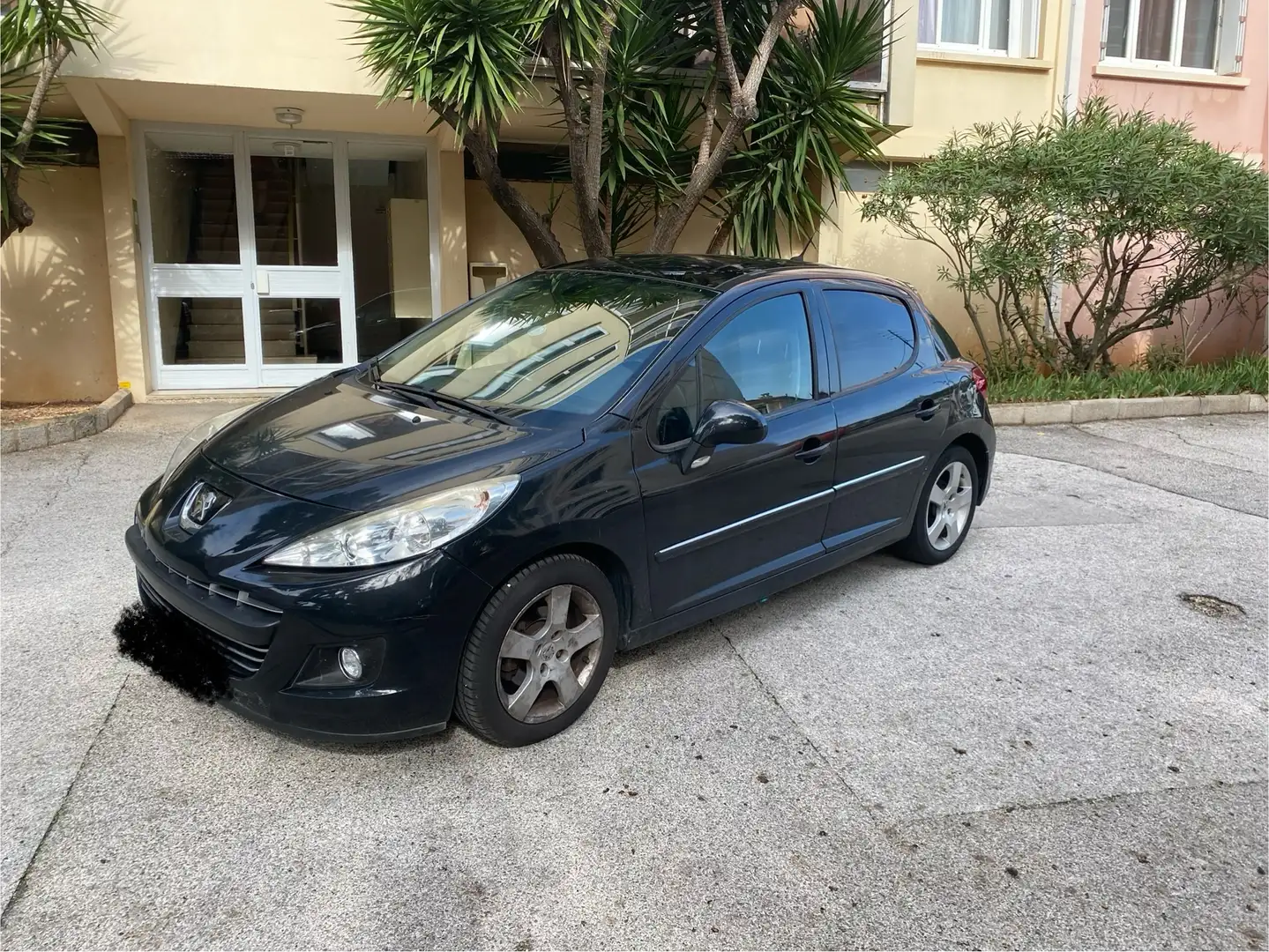 Peugeot 207 PEUGEOT 207 - 5 PORTES 1.6HDi 16V 90CV Noir - 1