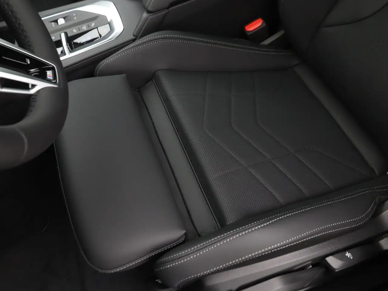 BMW 1 Series 2026 — фото 15