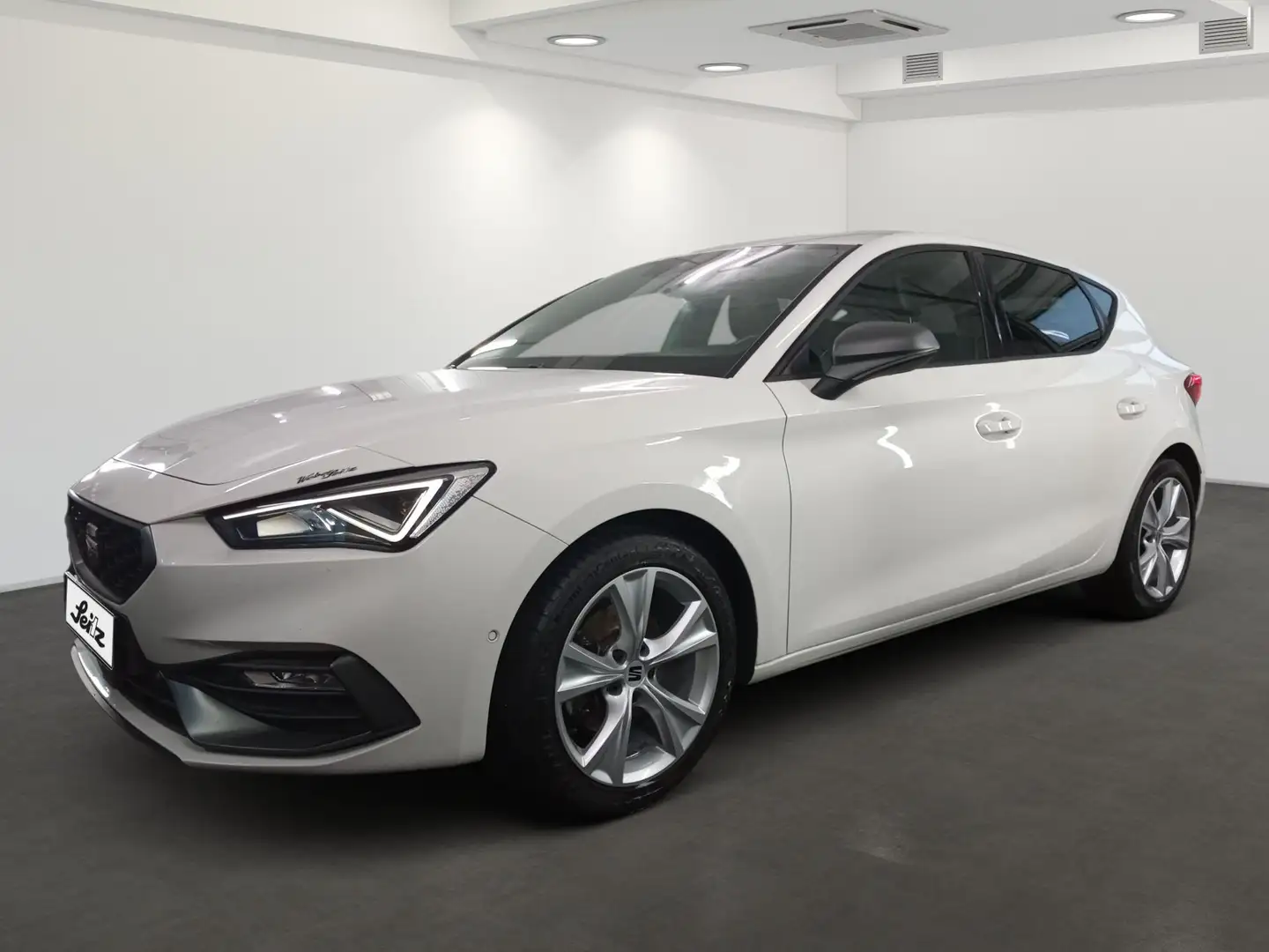 SEAT Leon FR 1.5 TSI FR Navi. LED. Rückfahrkamera Weiß - 2