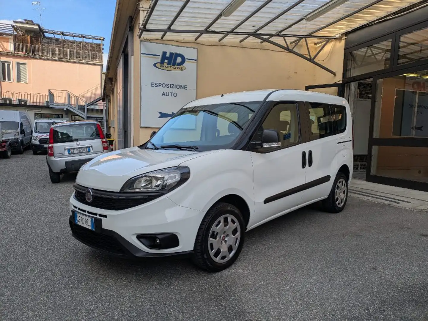 Fiat Doblo Doblò 1.4 T-Jet PC Combi N1 Lounge Blanc - 1