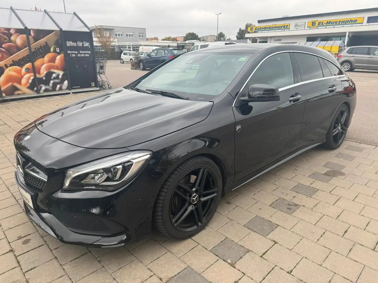 Mercedes-Benz CLA 250 CLA -Klasse Shooting Brake CLA 250 Schwarz - 1
