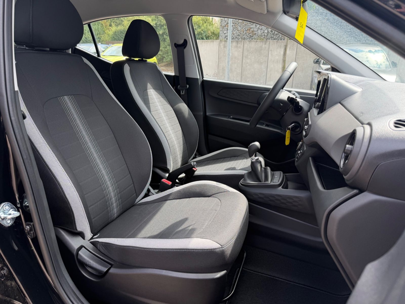 Hyundai i10 Select 1.0 5-MT 63 PS — photo 8