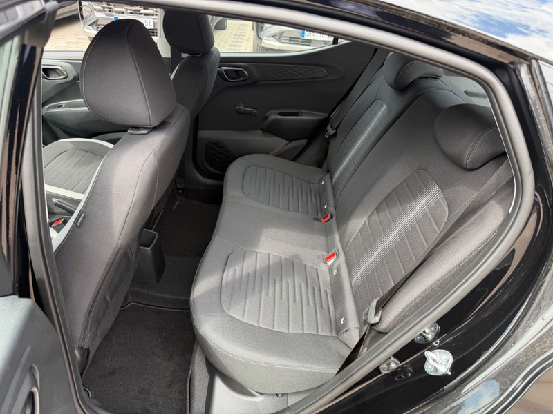 Hyundai i10 Select 1.0 5-MT 63 PS — photo 11