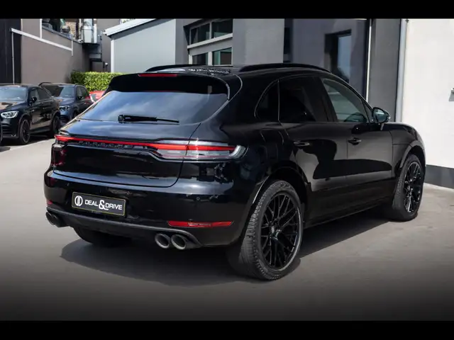 Porsche Macan view 7