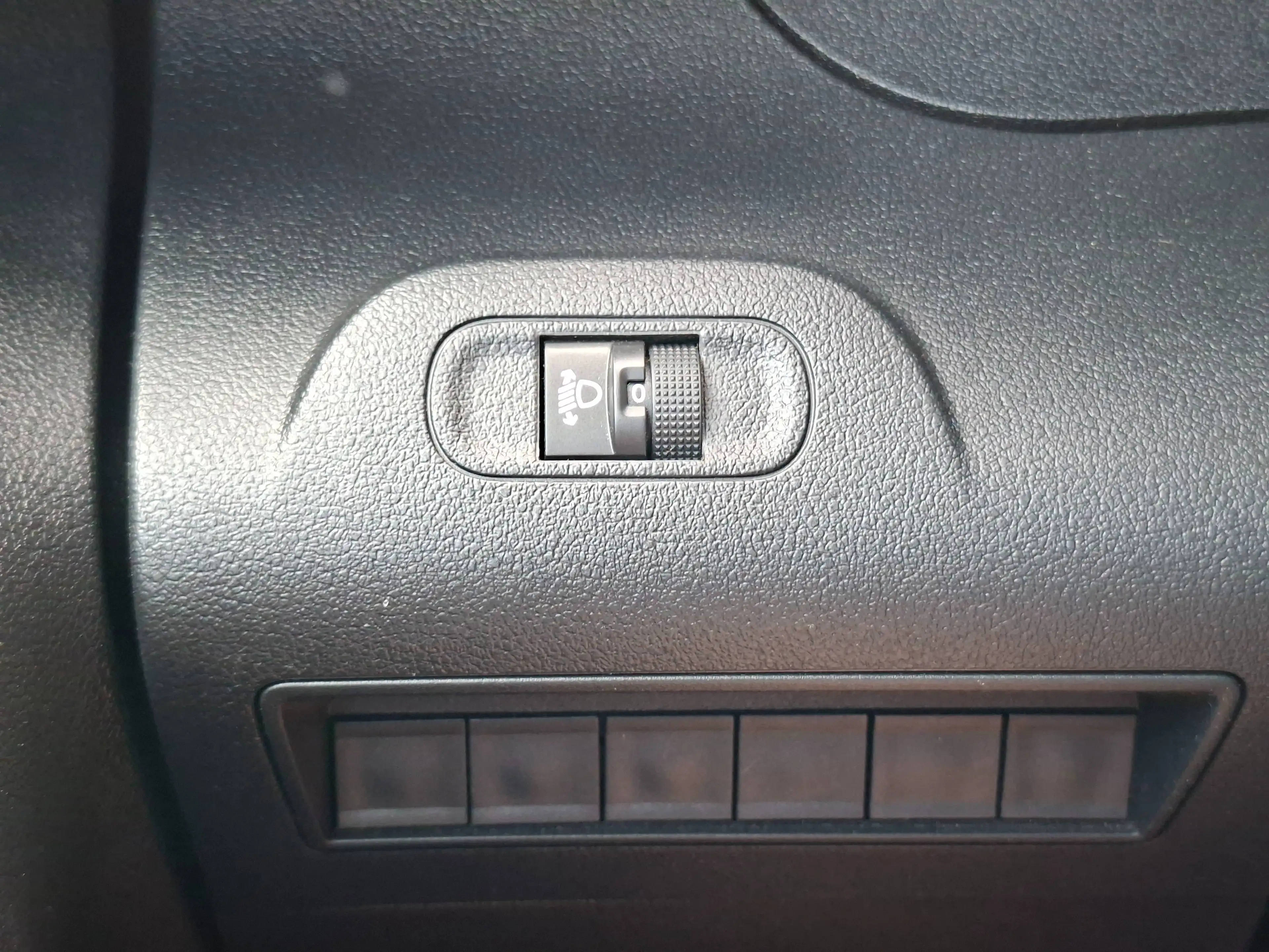 Peugeot Partner 1.5 BlueHDi — photo 9