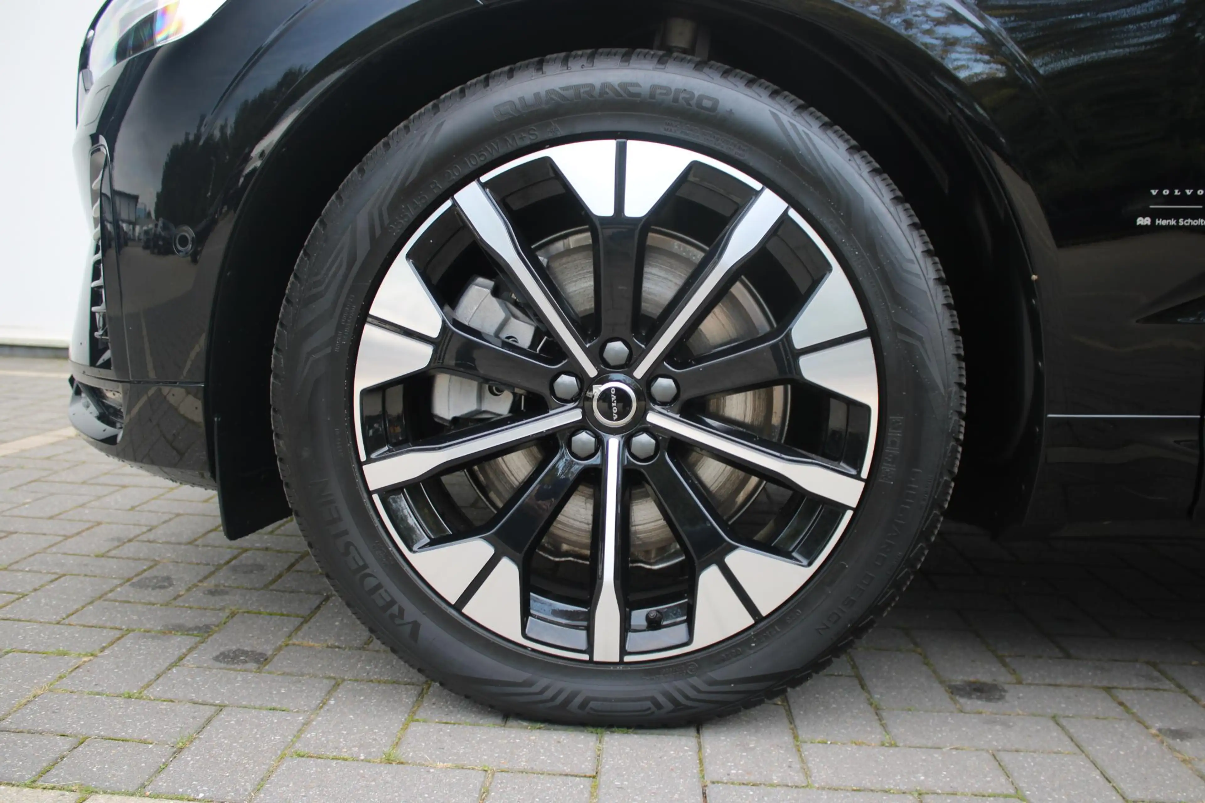 Volvo XC60 T6 Plug-in hybrid AWD Ultra Dark | Trekhaak | Luch — photo 6