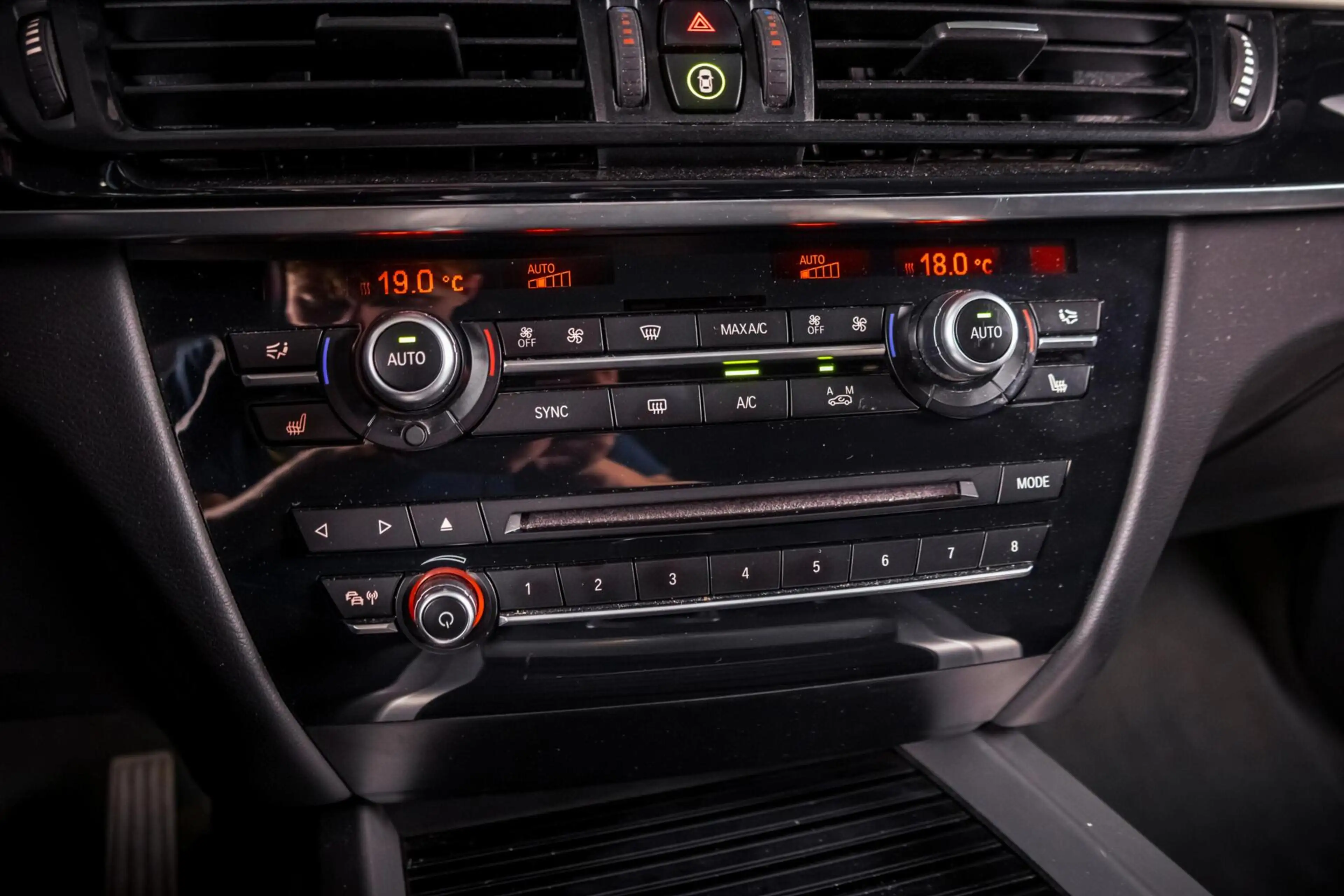 BMW X5 xDrive35i High Executive|HUD|H&K|Night Vision|Soft — photo 47