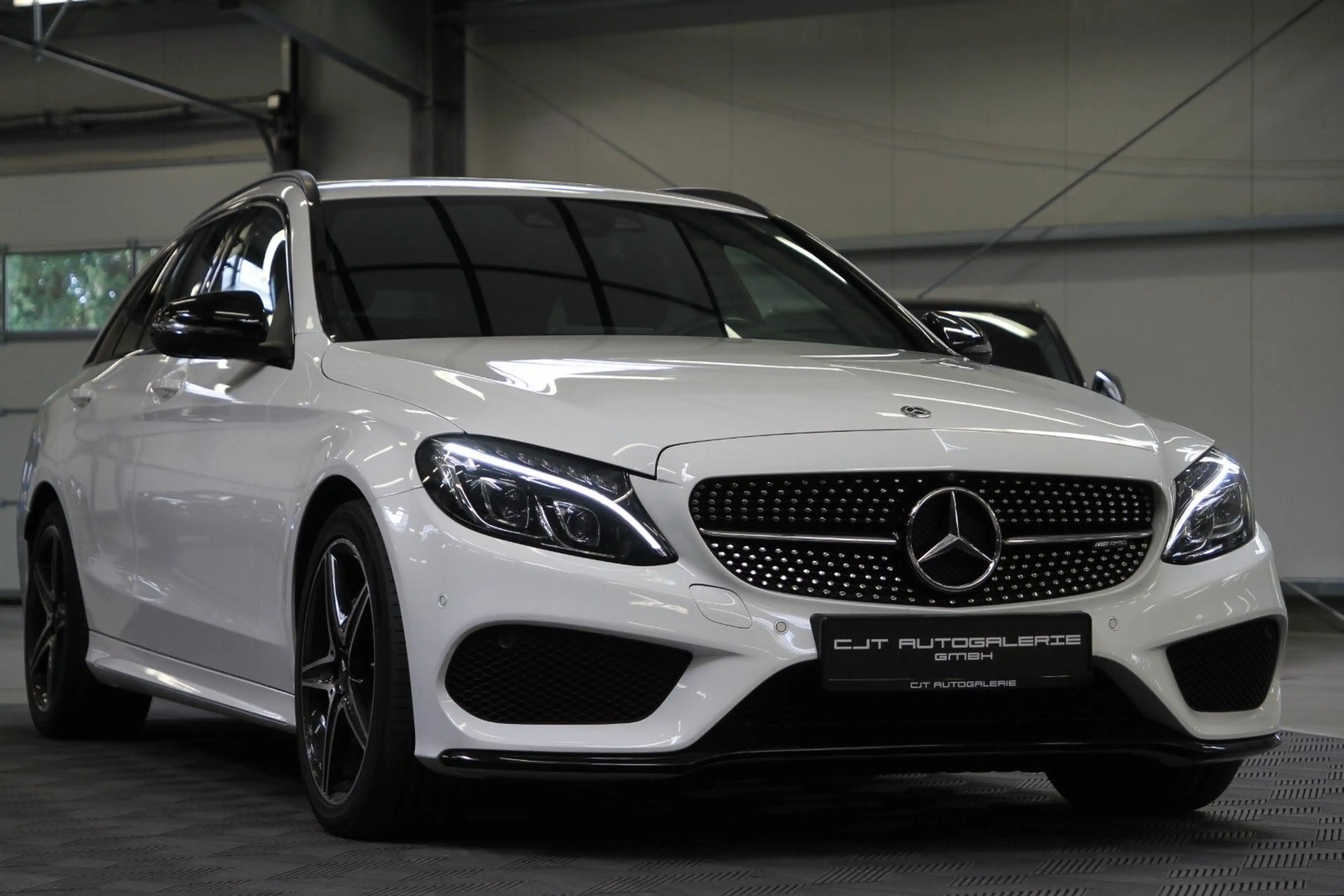 Mercedes-Benz C 43 AMG 4Matic Burmester / 360 / HuD — photo 10