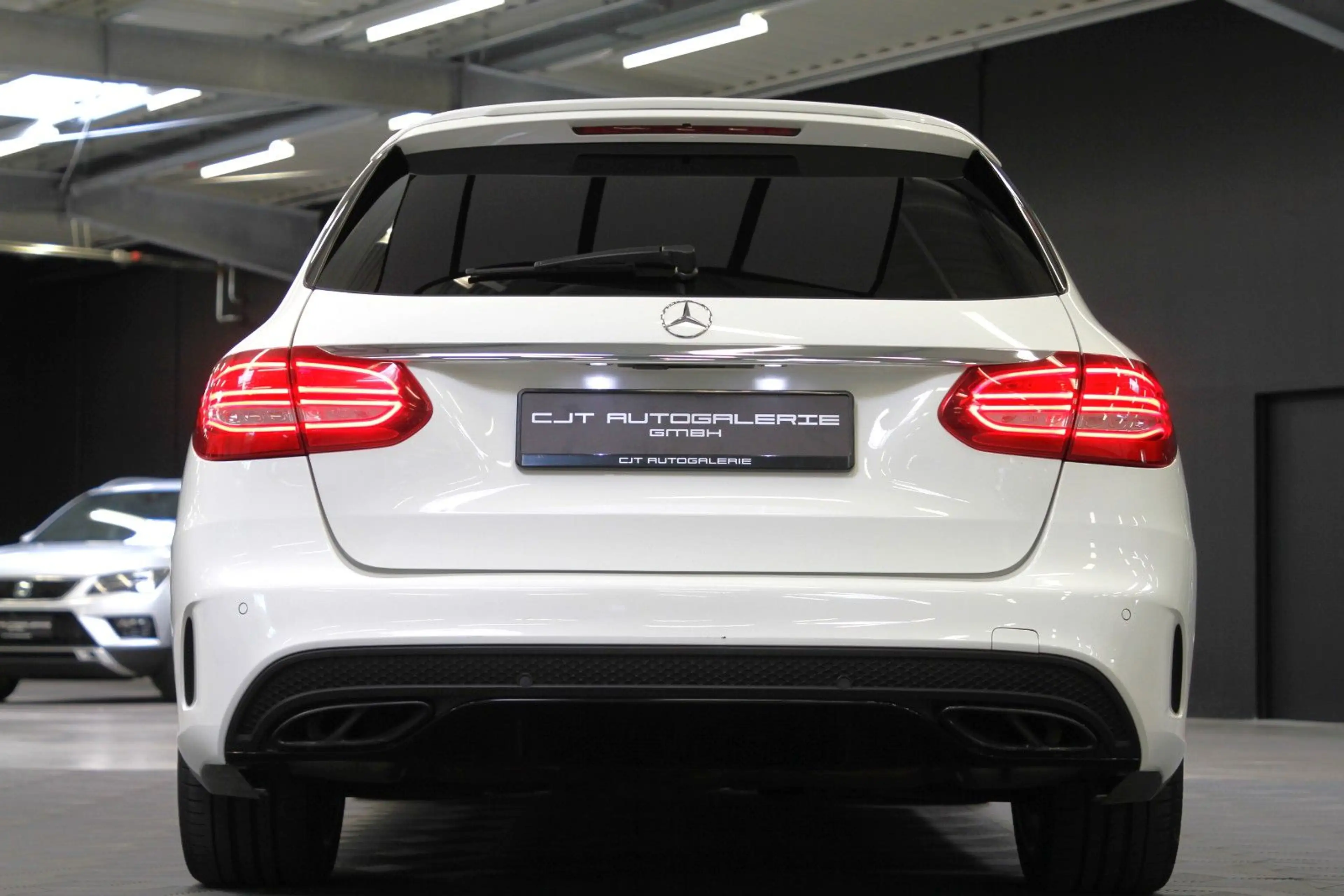 Mercedes-Benz C 43 AMG 4Matic Burmester / 360 / HuD — photo 7