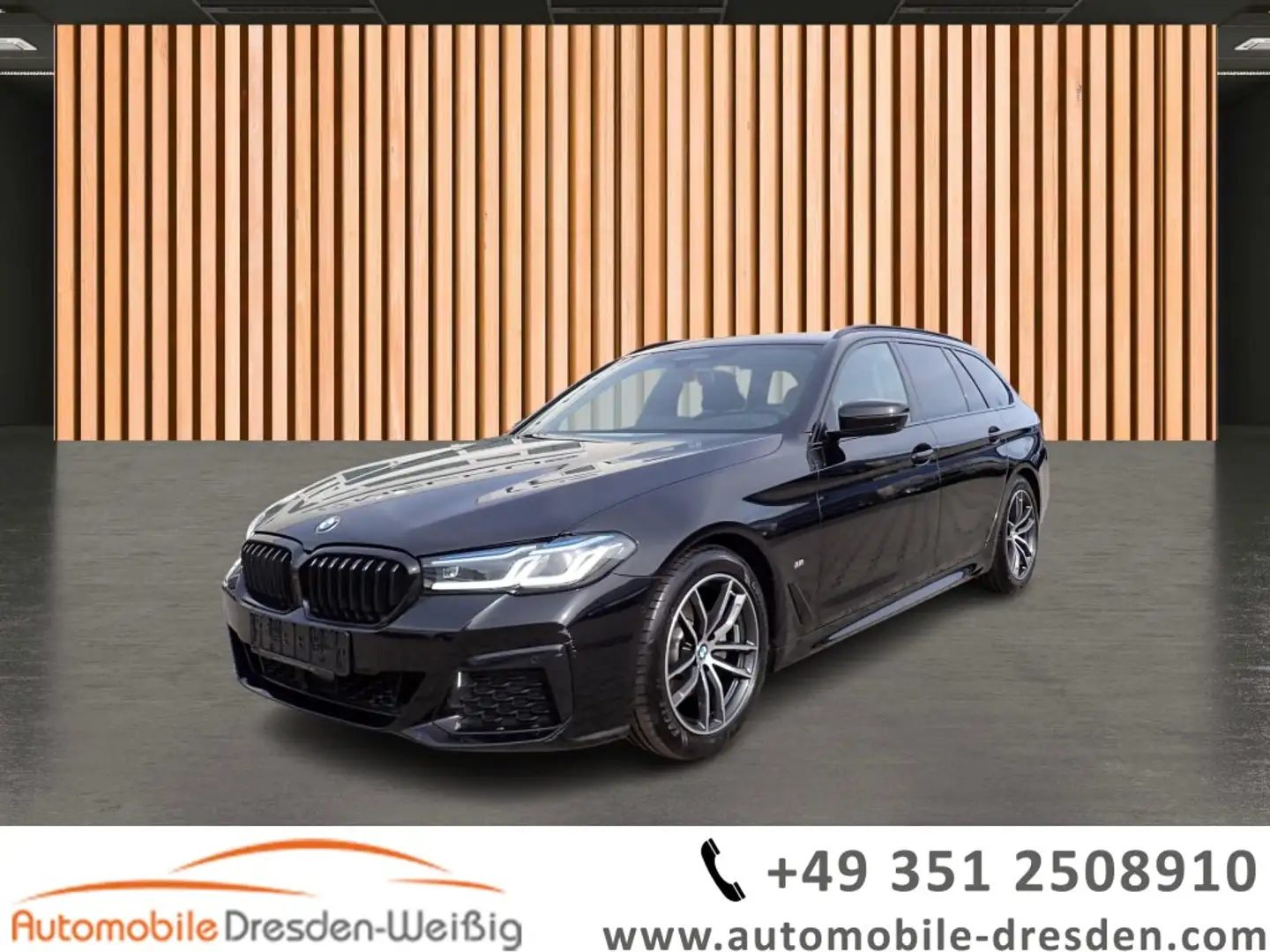 BMW 520 i Touring M Sport*HeadUp*Laser*HiFi*Keyless* Černá - 1