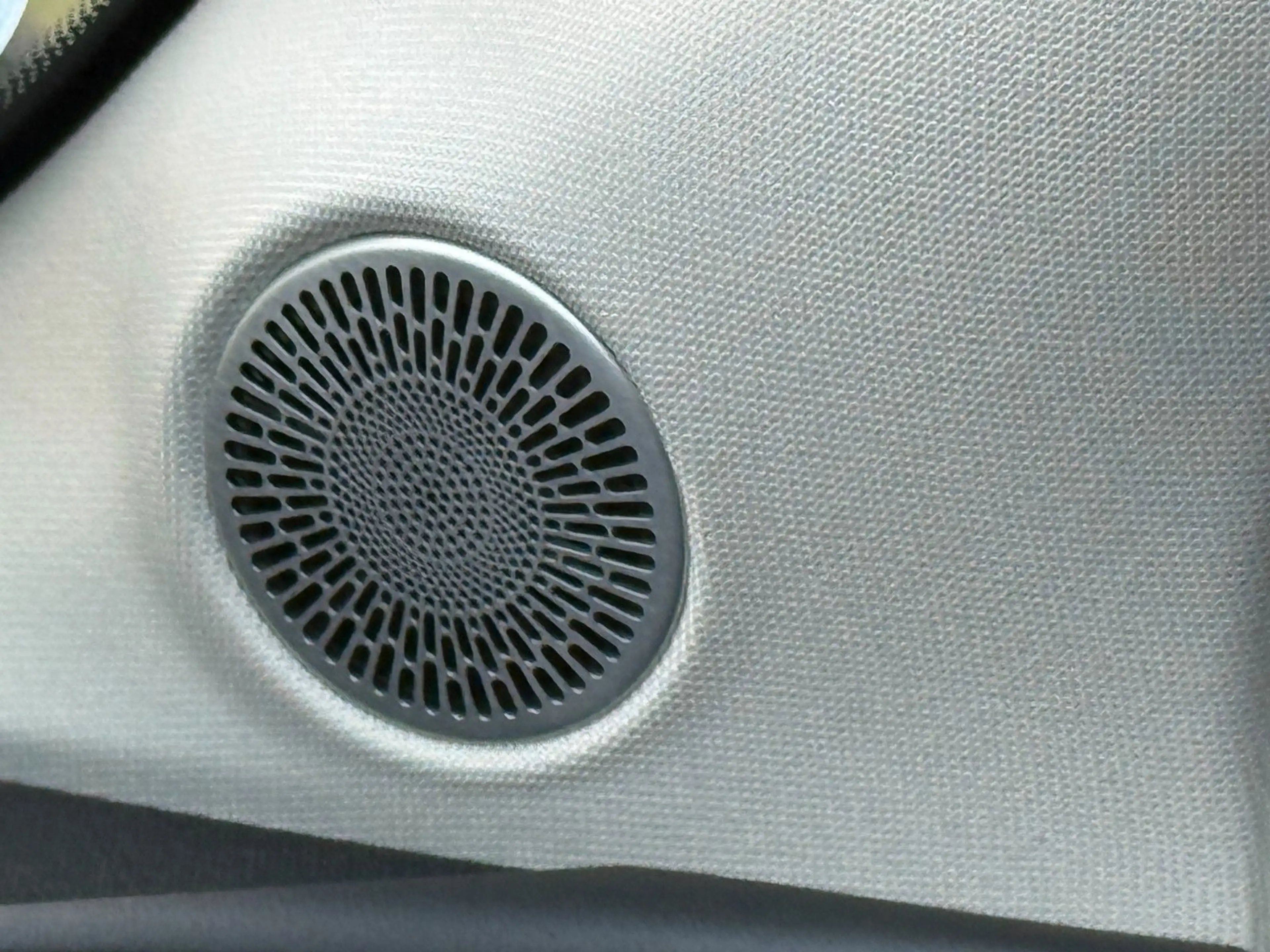 Leapmotor C10 4REEV Design-Paket Facelift — photo 18