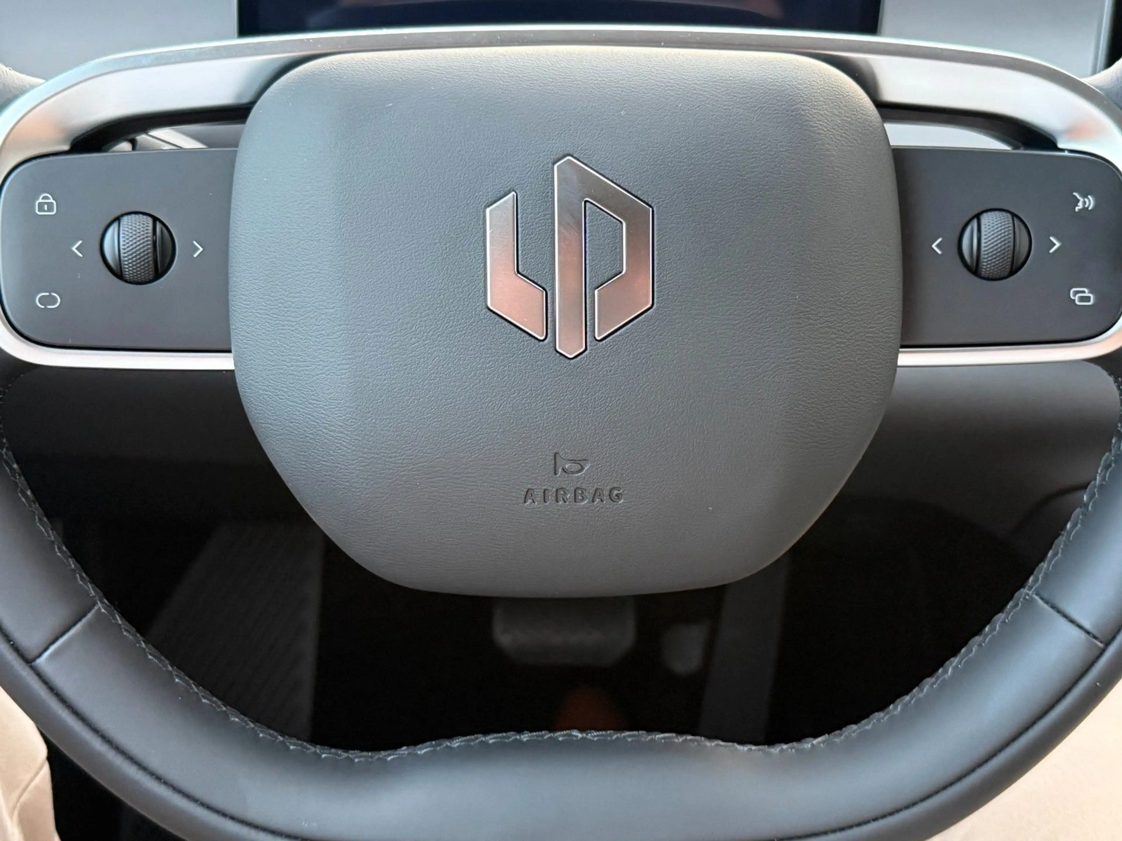 Leapmotor C10 4REEV Design-Paket Facelift — photo 19