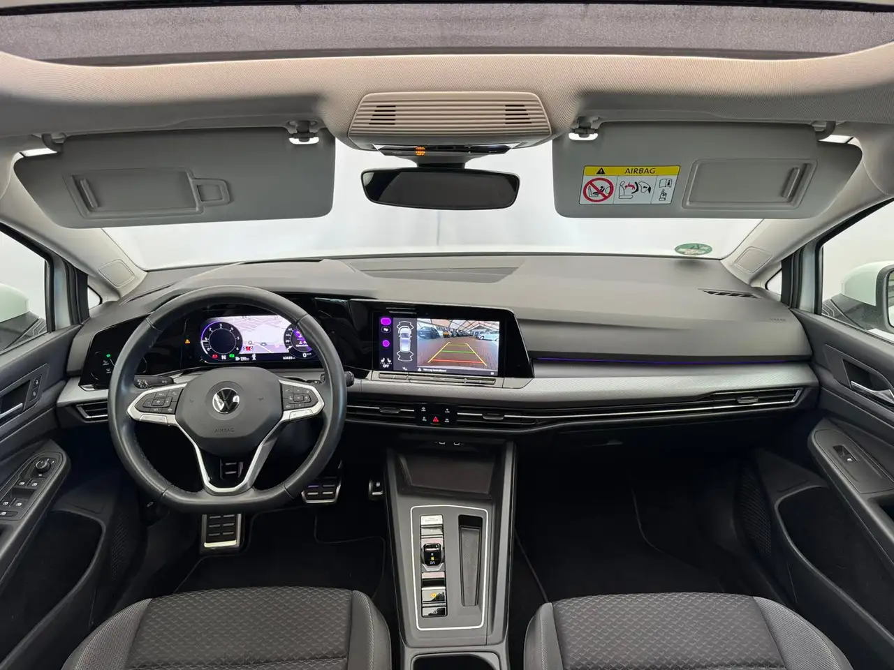 Volkswagen Golf LIFE 2.0TDI DSG+PANO+HUD+AHK+KAMERA+ACC 2