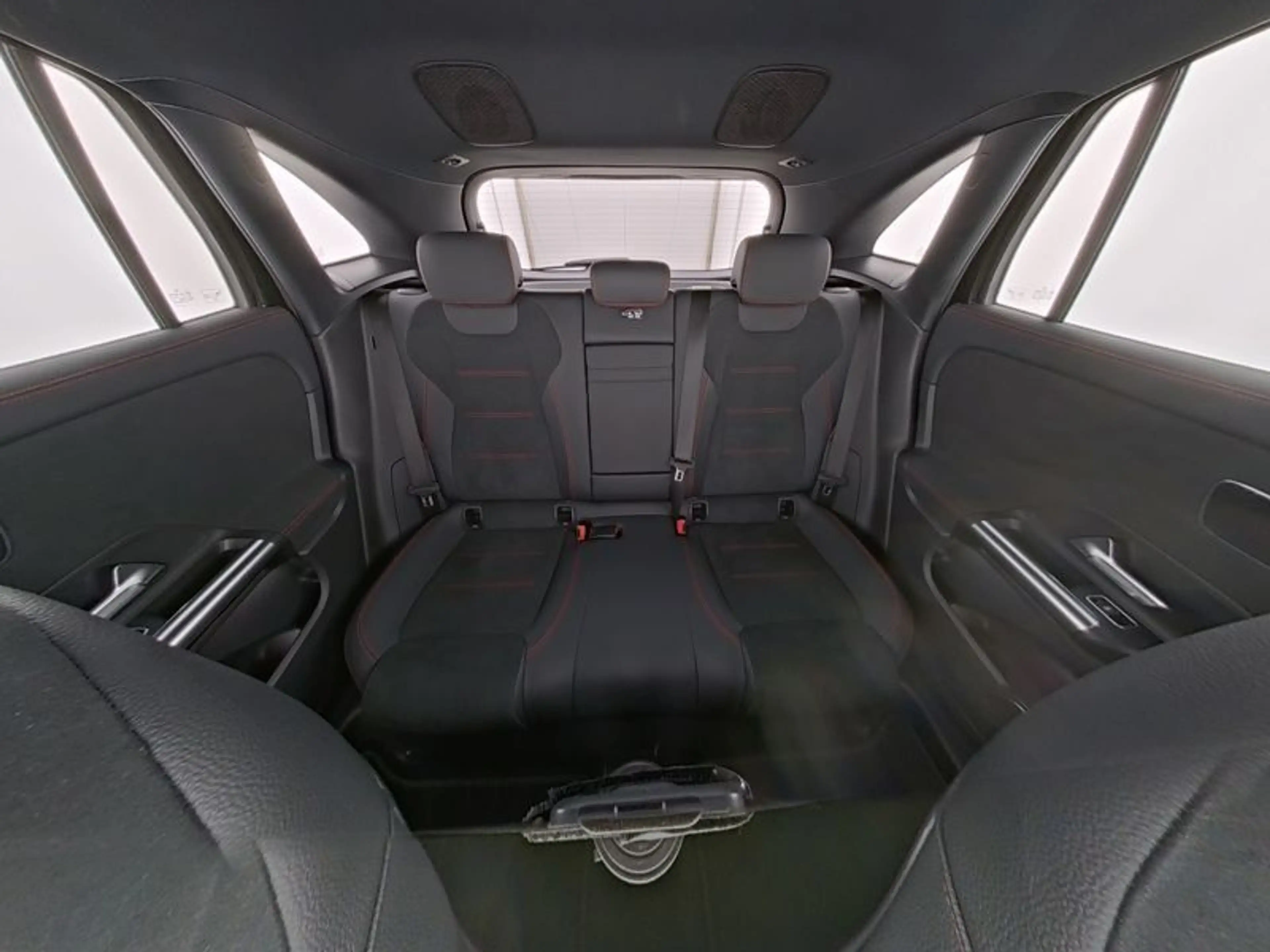 Mercedes-Benz EQA 300 4M AMG-ADVANCED+ NIGHT MEMORY FAP BURMES — photo 10