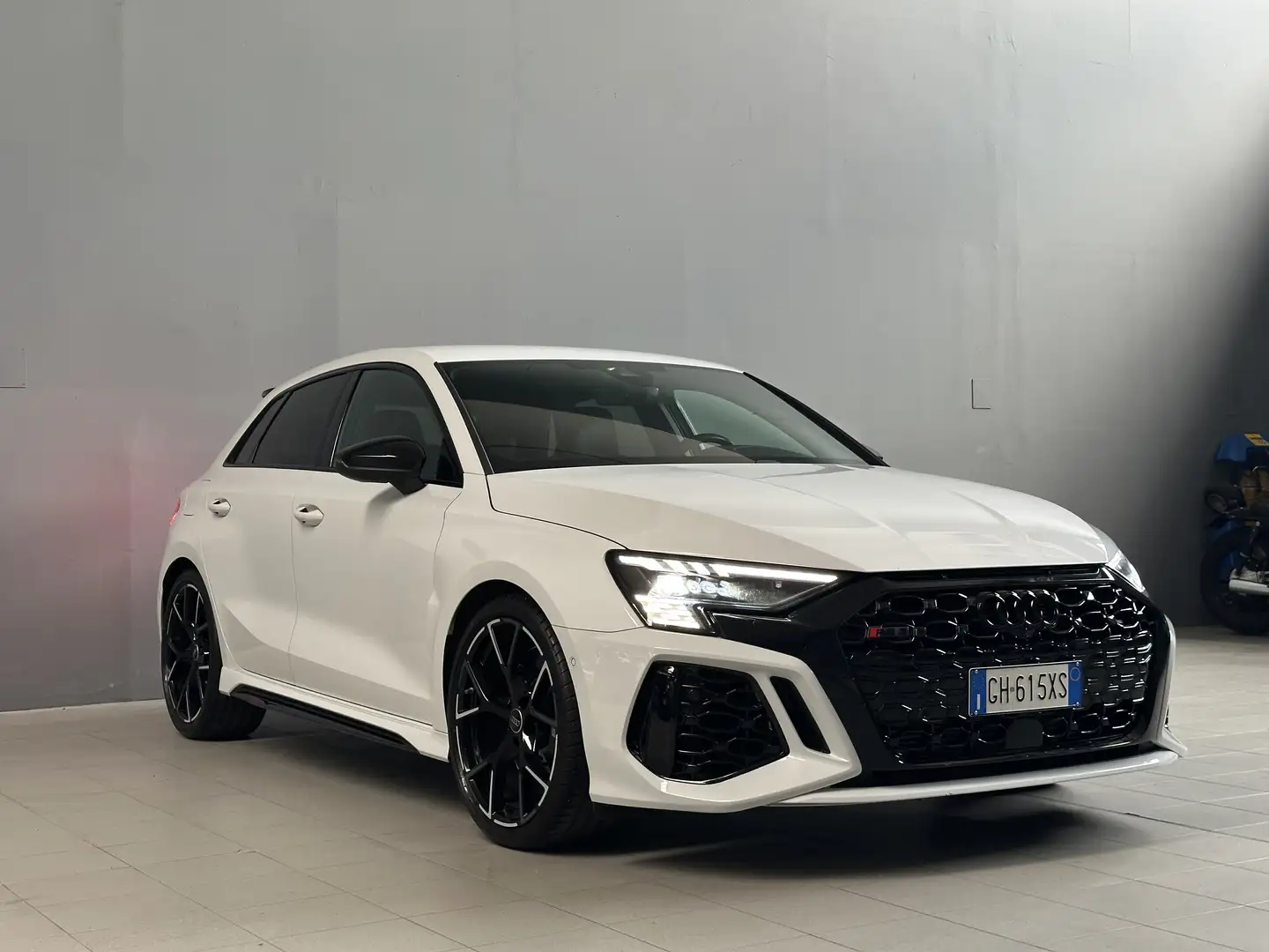 Audi RS3 Pronta Consegna Bianco - 2