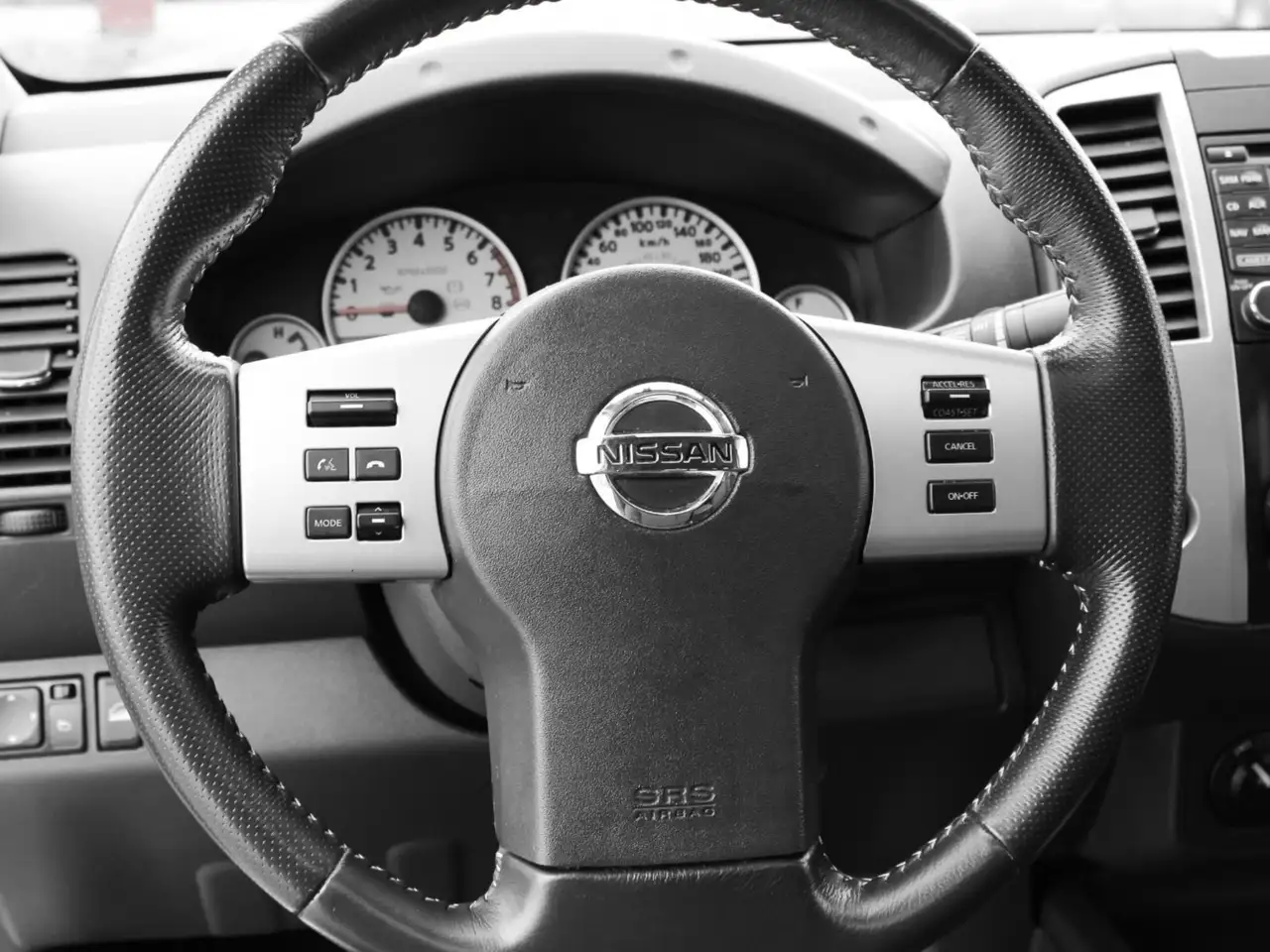 Nissan Frontier fotografie Nissan Frontier