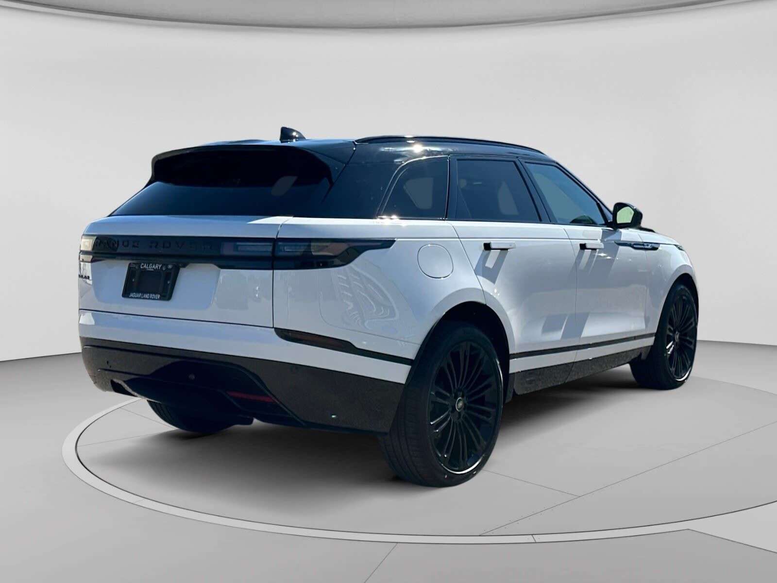 2026 Land Rover Range Rover Velar P340 Belgravia Edition — снимка 5