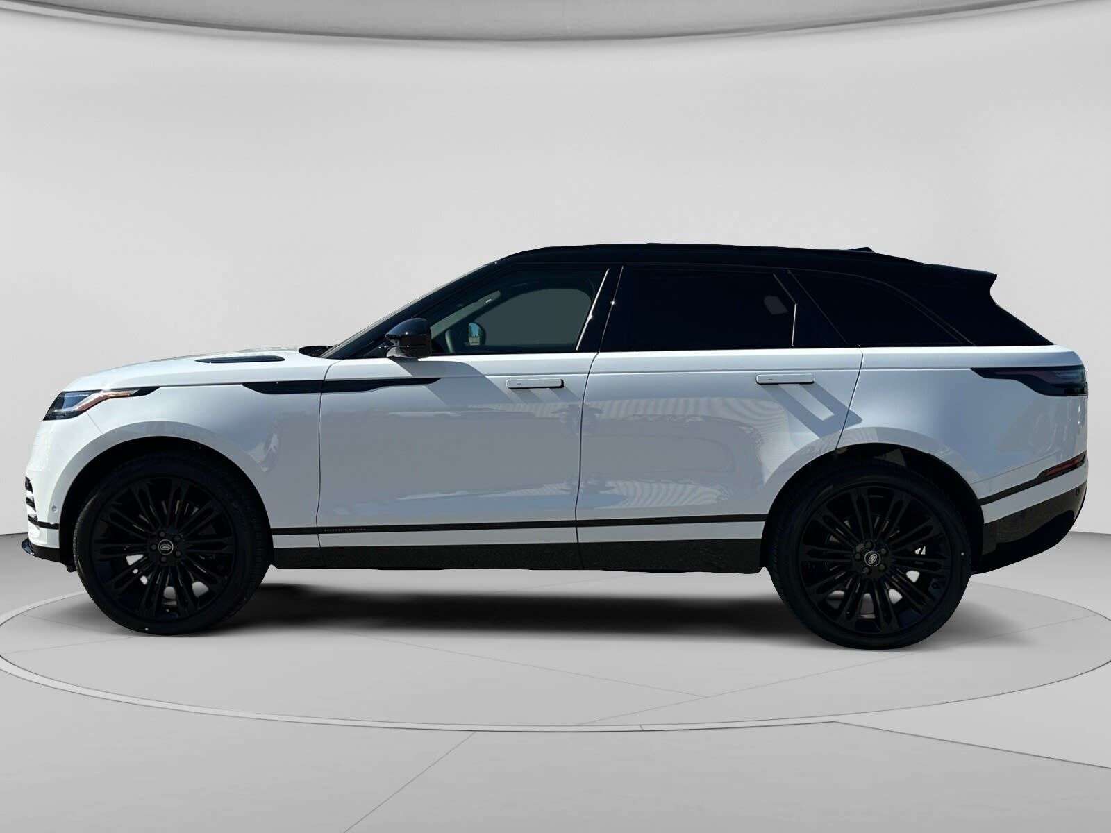 2026 Land Rover Range Rover Velar P340 Belgravia Edition — снимка 2