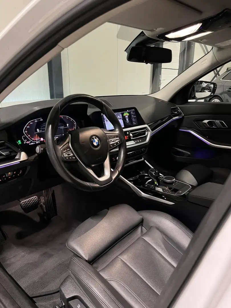 BMW 320 3-serie Sedan 320i 184PK Executive Camera Sfeer He Blanco - 2