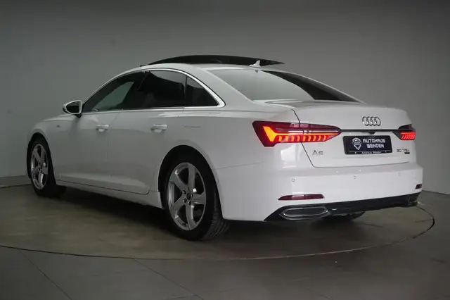 Audi A6 view 4