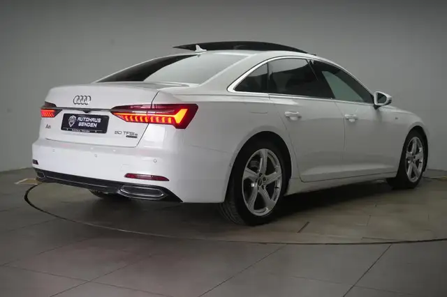 Audi A6 view 6
