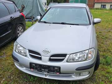 Almera 1.8 Sport