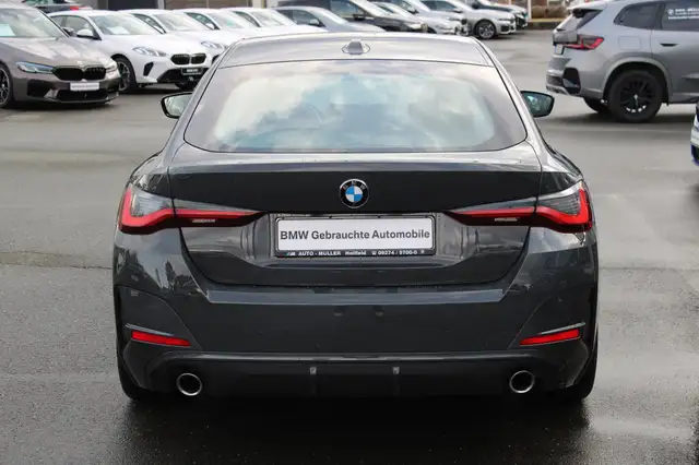 BMW 4 Series view 5