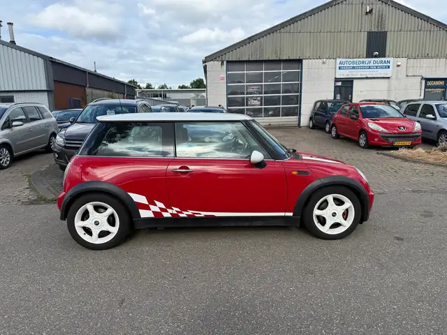 Mini Cooper Cooper view 8