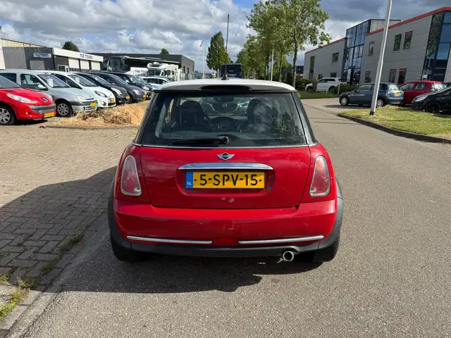Mini Cooper Cooper view 15