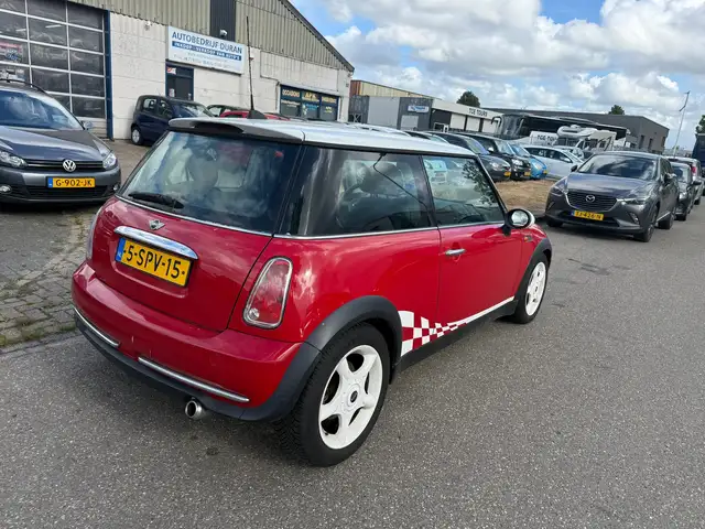 Mini Cooper Cooper view 4
