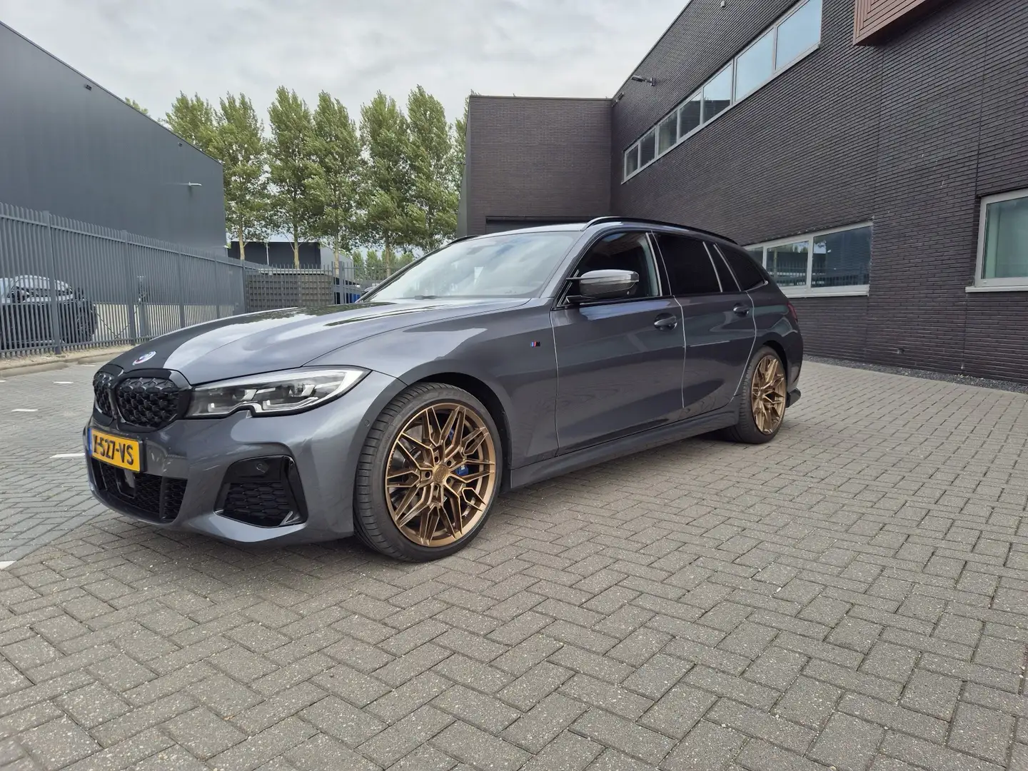 BMW 340 3-serie Touring M340i xDrive High Executive 374pk Gris - 1