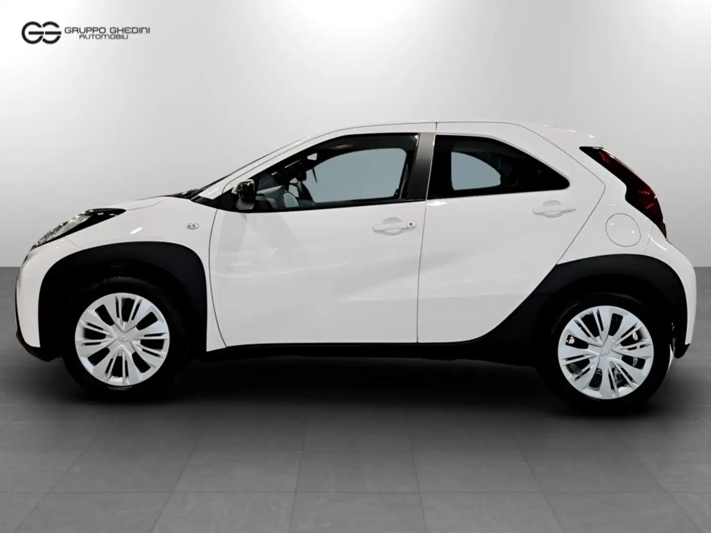 Toyota Aygo X 1.0  Active Bianco - 2