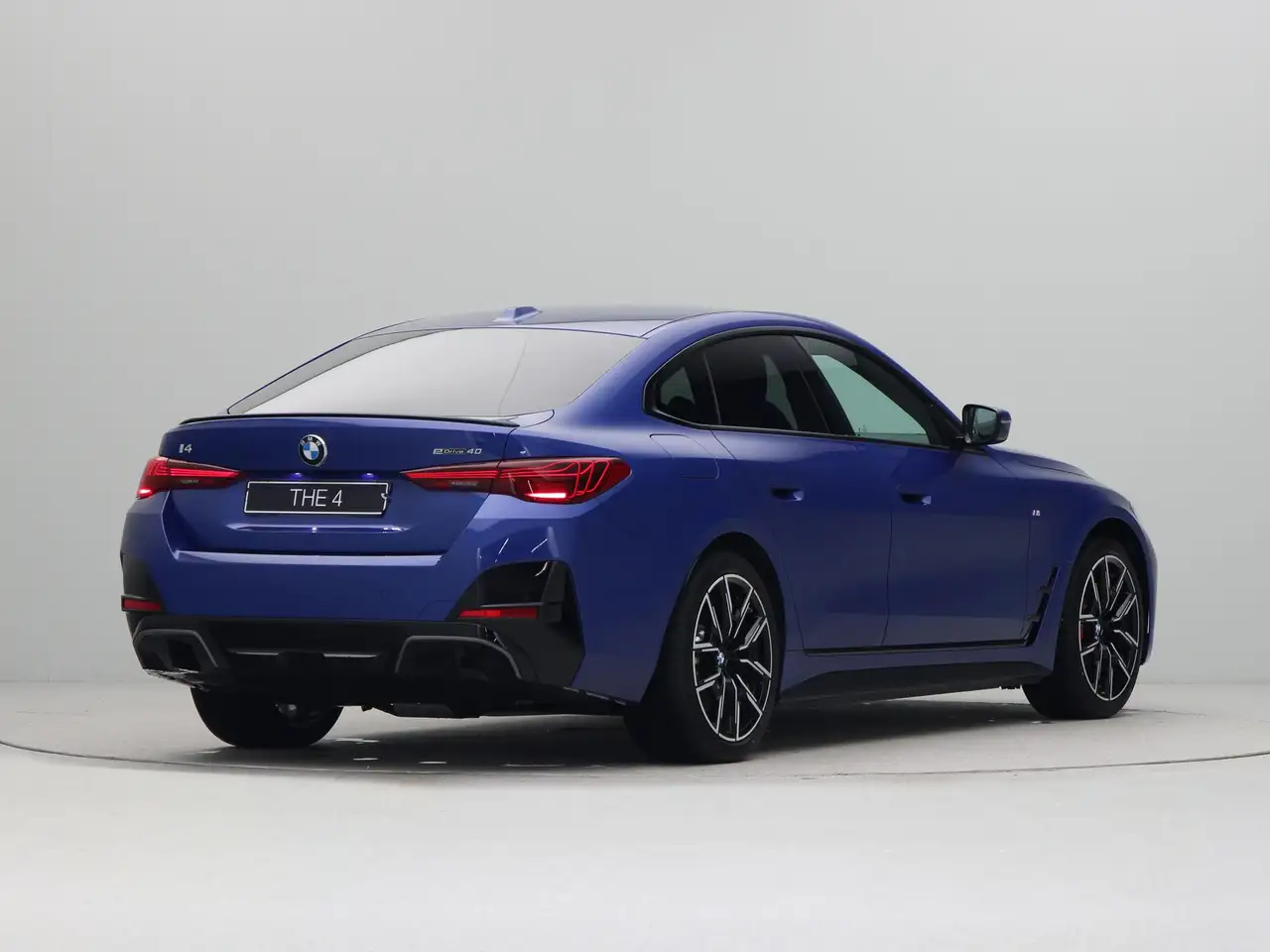 BMW i4 2026 — фото 8
