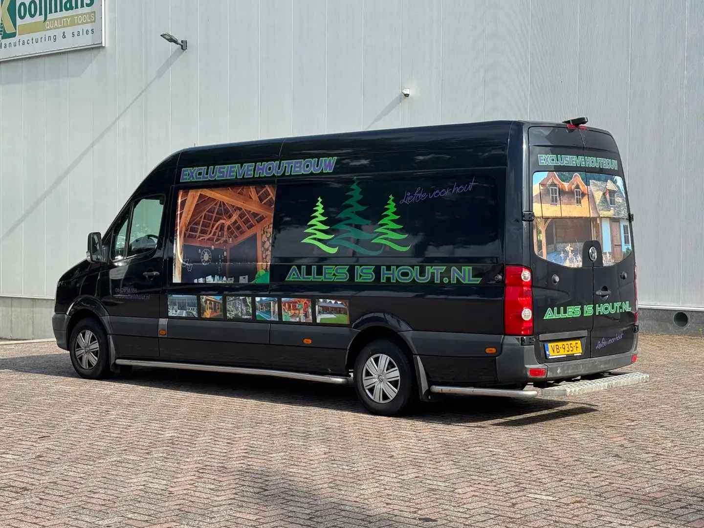 Volkswagen Crafter 35 2.5 TDI L4H3 Zwart - 2