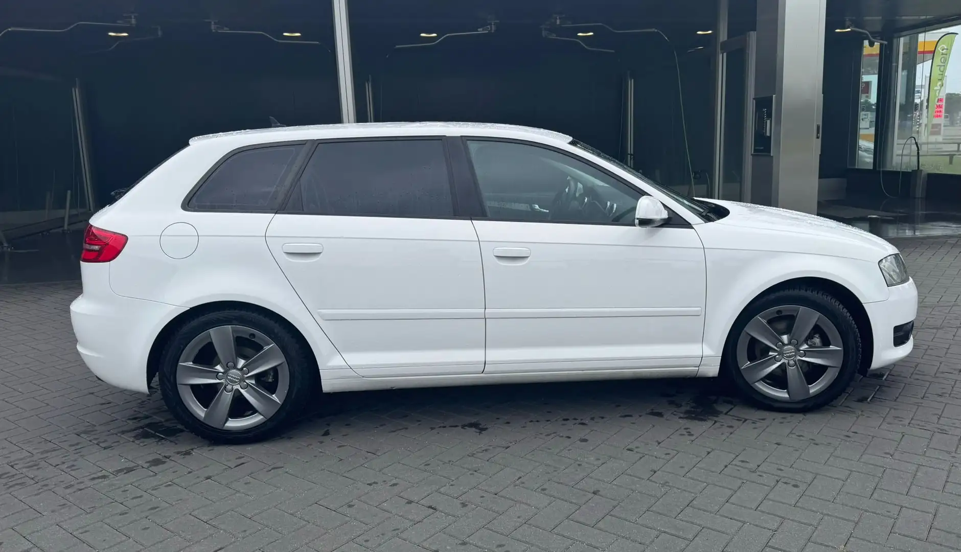 Audi A3 A3 1.4 TFSI Ambition PL Wit - 2