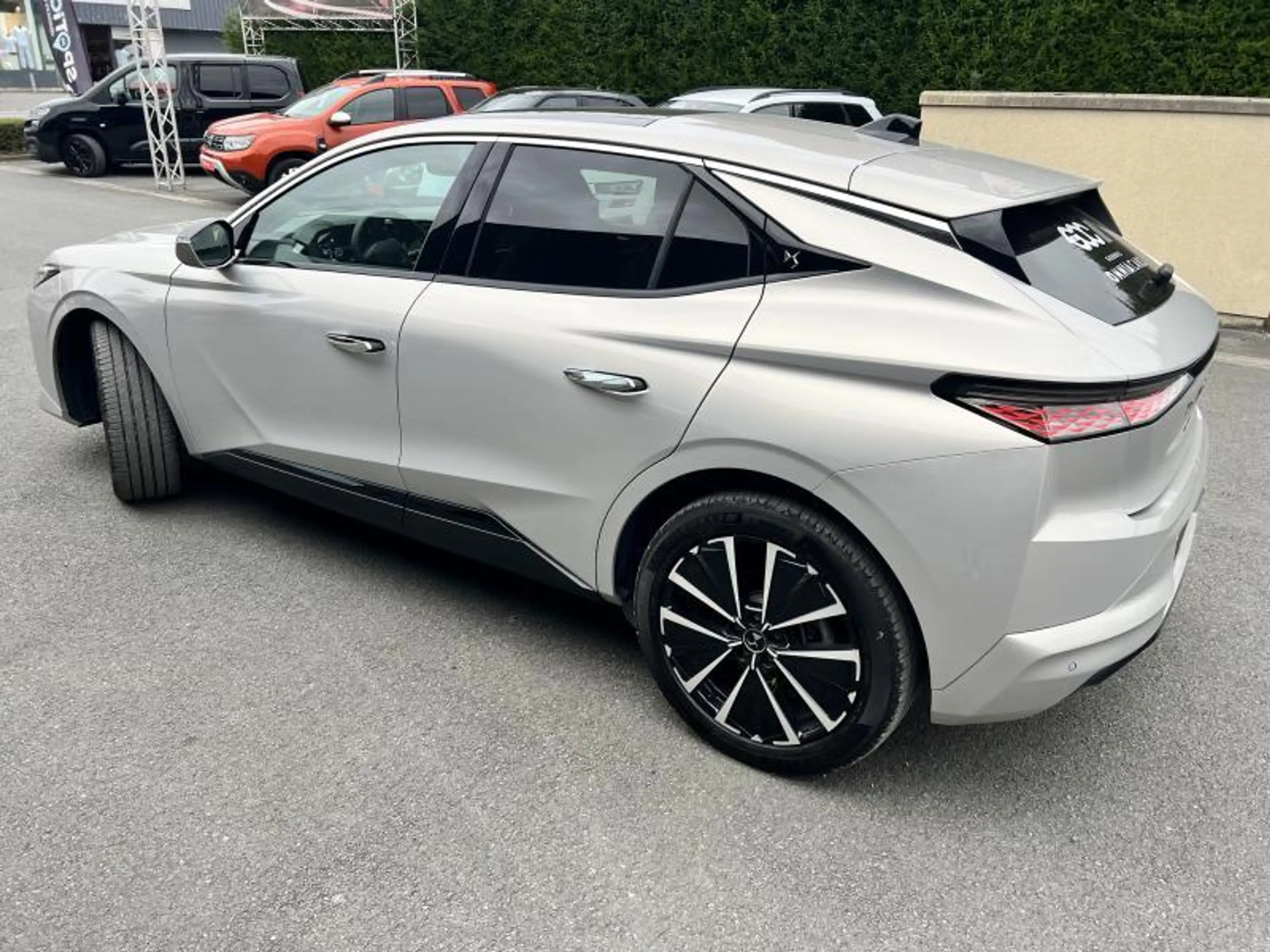 DS Automobiles DS 4 N°4 e-TENSE 215 ETOILE ALCANTARA — photo 3