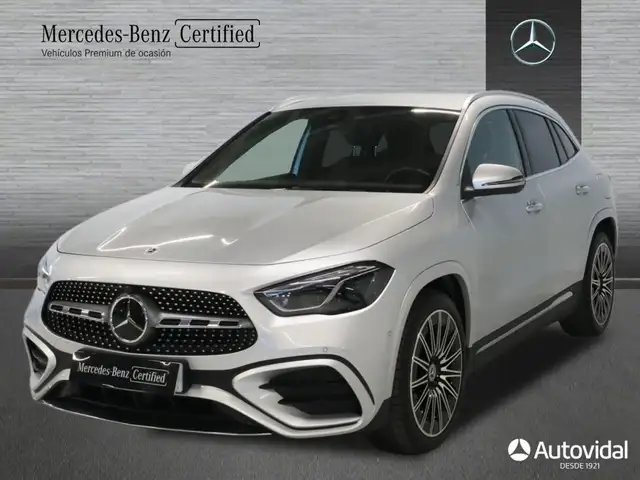 Mercedes-Benz GLA 220 D DCT 4MATIC 190 5P