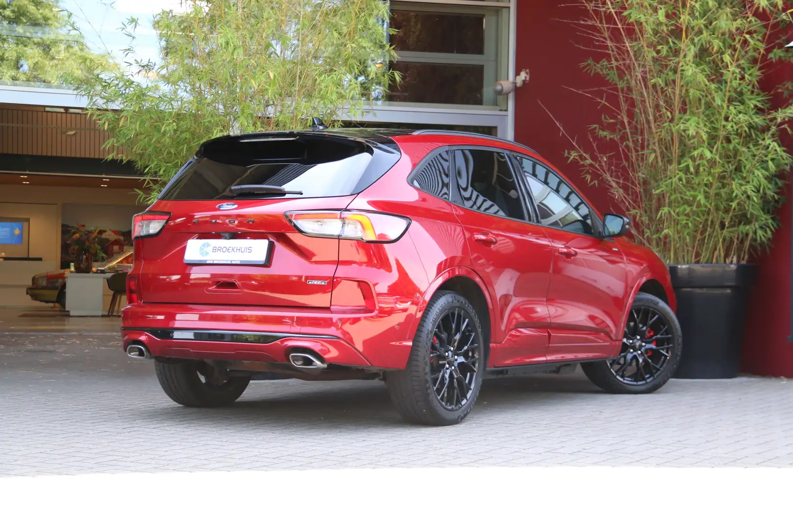 Ford Kuga 2.5 PHEV ST-Line X | Full Option! | Black Pack | P Rood - 2