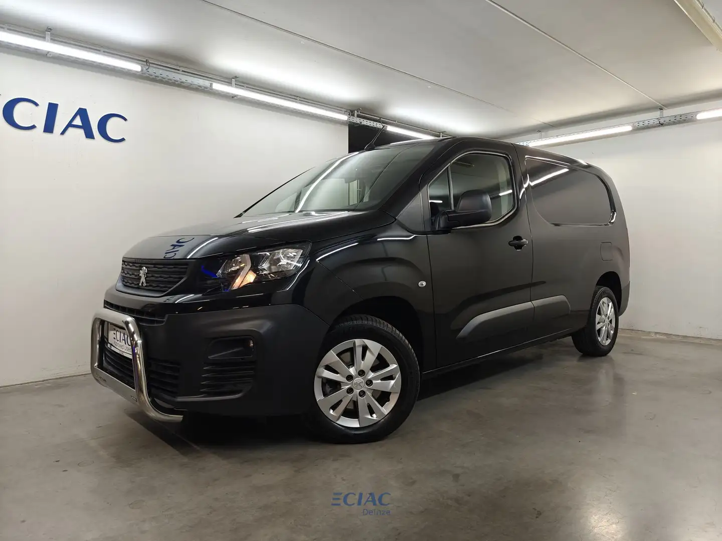 Peugeot Partner Long L2 Heavy BlueHDI S/S Asphalt EAT8 Noir - 1