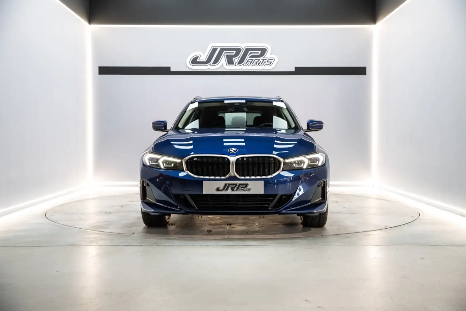 BMW 320 320dA xDrive Touring Bleu - 2