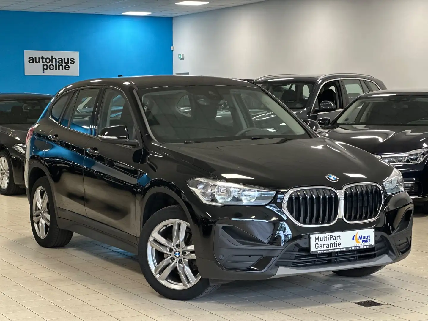BMW X1 sDrive 18i Advantage Aut/Navi/ParkAss/Tempoma Nero - 1