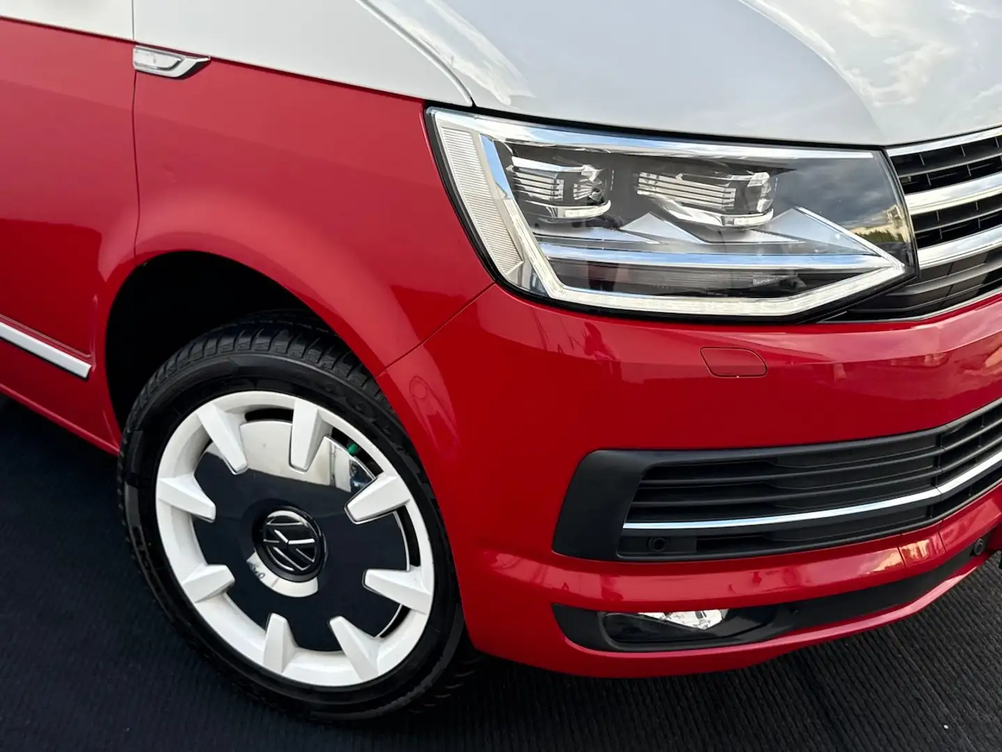 Volkswagen T6 Multivan Multivan Generation Six 2,0 TDI DSG Weiß - 2