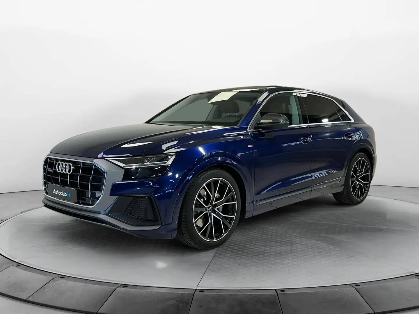 Audi Q8 50 3.0 tdi mhev Quattro 286cv Bleu - 1